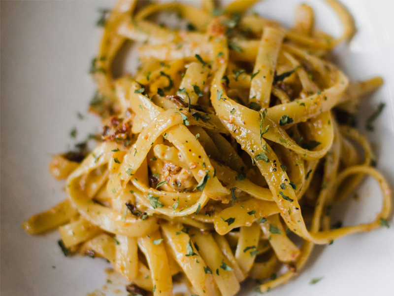 Pasta mit Kräutern